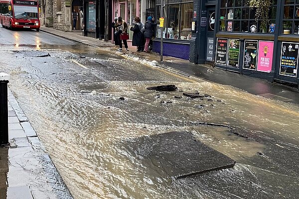 Photo of a large water leak on Crouch Hill